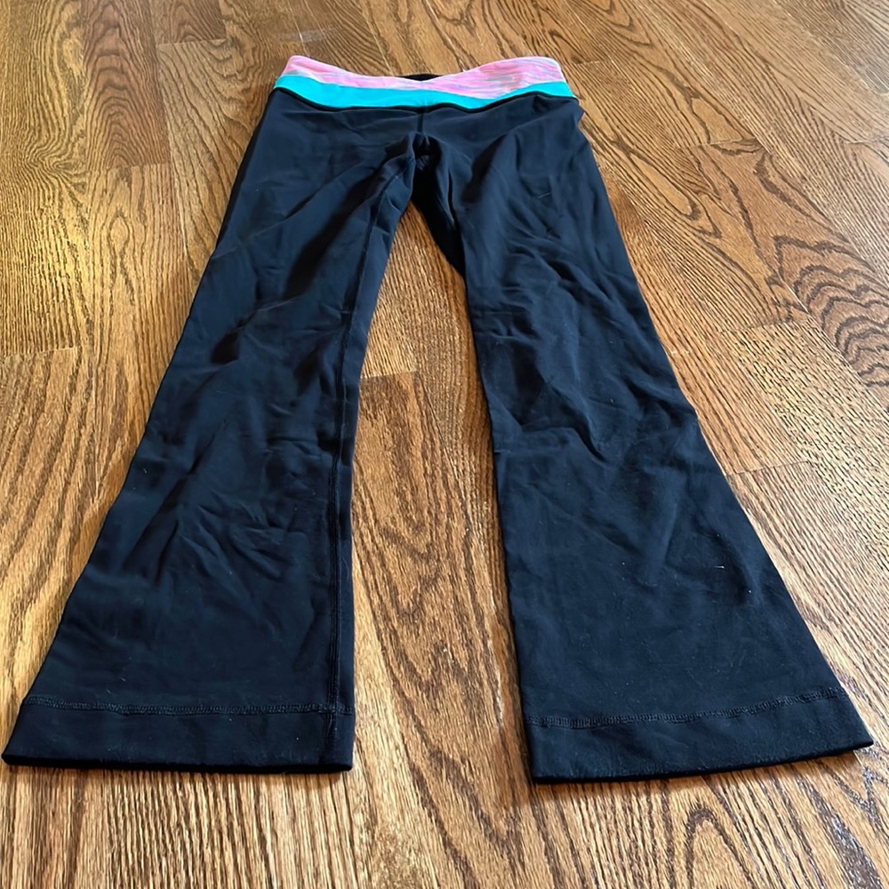 Ivivva yoga pants